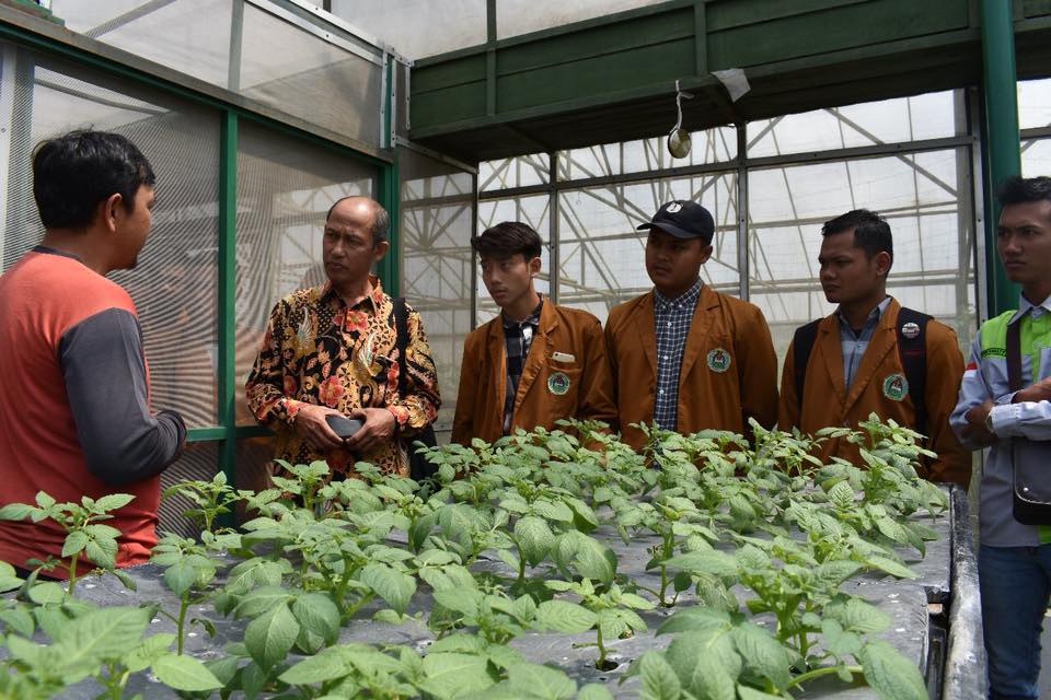 Kunjungan UBN 1
