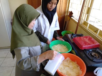 bbpplembang pengolahan keripikkentang2